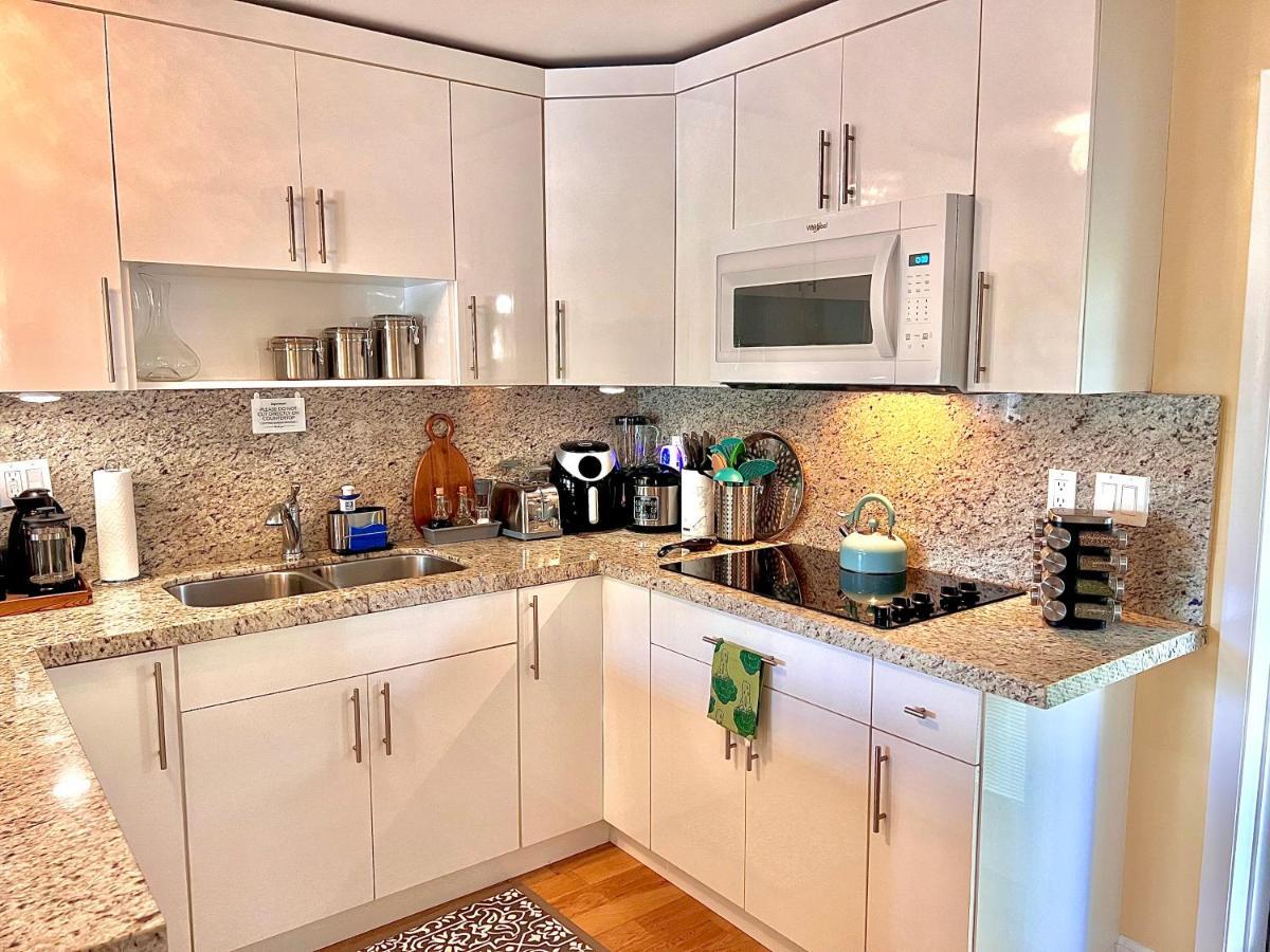 Private Guest House Маями Екстериор снимка