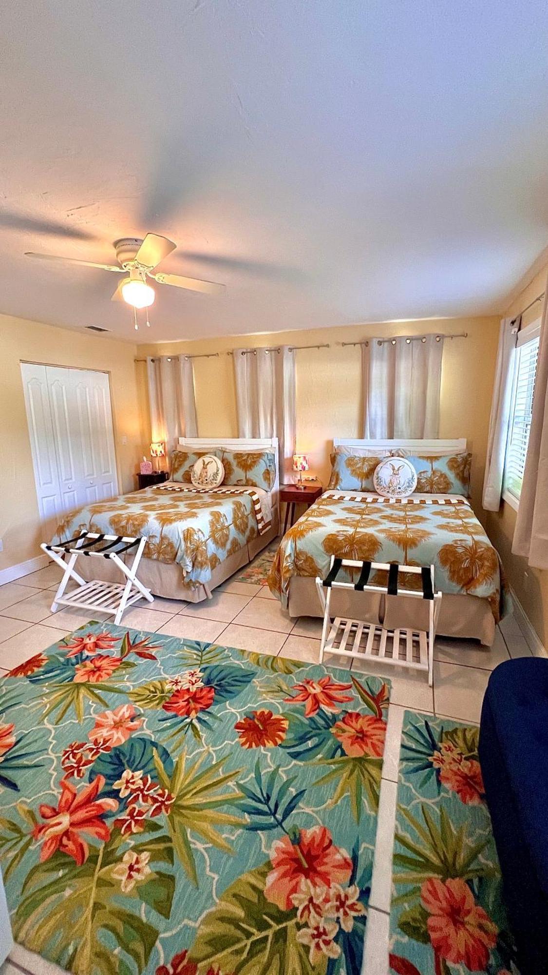 Private Guest House Маями Екстериор снимка
